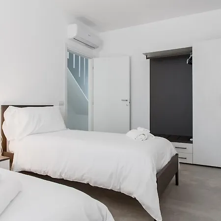 Comfortable Just A Short Walk From The Lake! Tremezzo