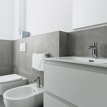 Comfortable Just A Short Walk From The Lake! Appartement Tremezzo